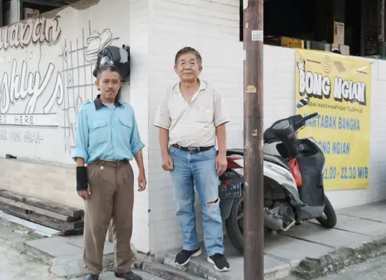 Si Bapak Martabak di Tiang